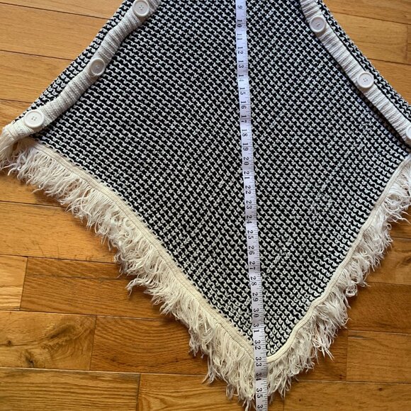 MAJORA Black & White Knit Button Poncho with Fringe | Size L/6 - Picture 5 of 8
